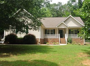 3007 Beville Forest Dr, Browns Summit, NC 27214