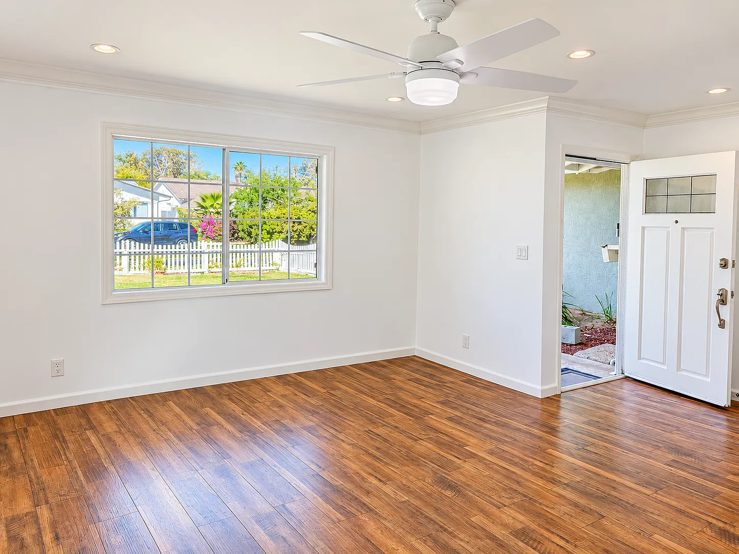 4 bed, 1894 sqft, $4,900 — Photo 3