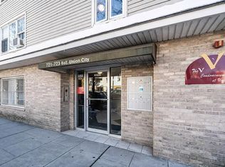 721 6th St #1, Union City, NJ 07087