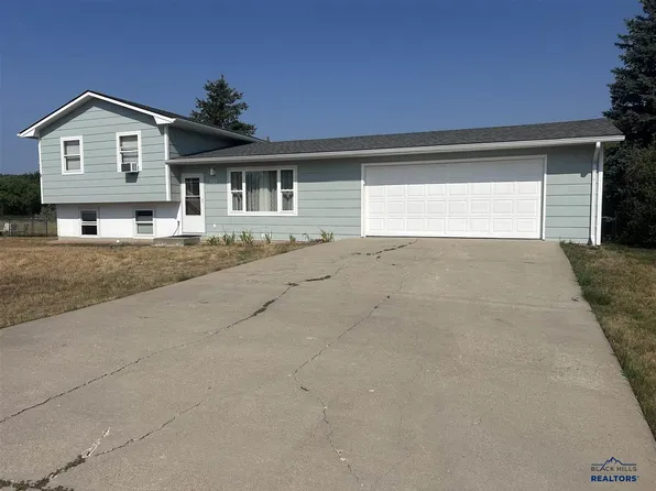 721 Lion Dr, Rapid City, SD 57703
