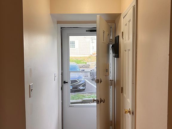 5th image of 93 Park Ave APT 705