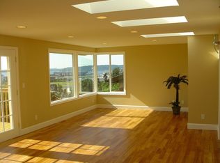 123 Capri Ave NE, Renton, WA 98056