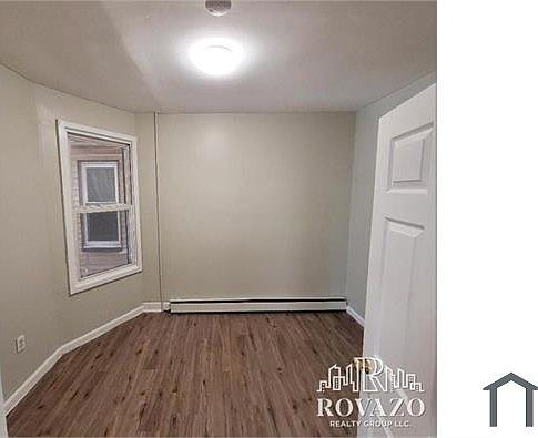 5th image of 449 S 12th St #1