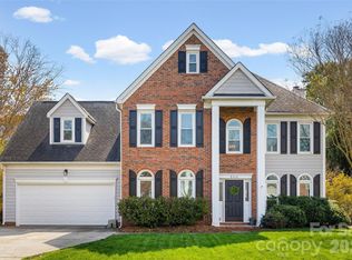 8414 Newton Ln, Charlotte, NC 28277