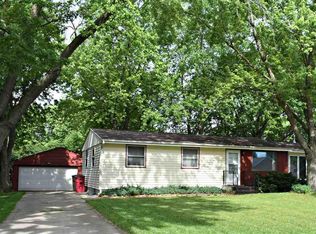 313 S 7th Ave, Brandon, SD 57005