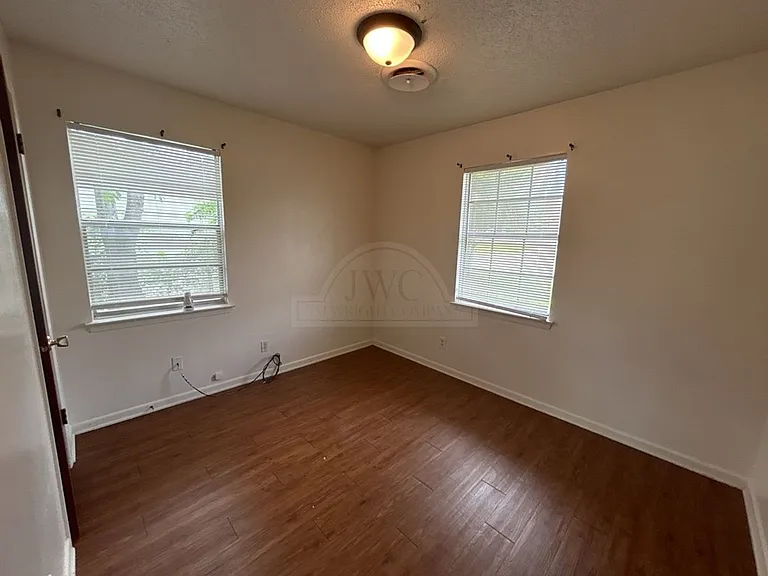 1205 Kathey Dr — Photo 13