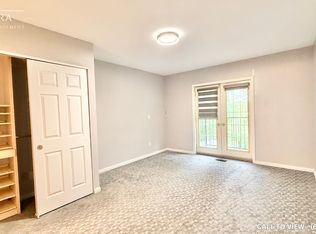 S1 Charlton Blvd #141, Toronto, ON M2R2J1