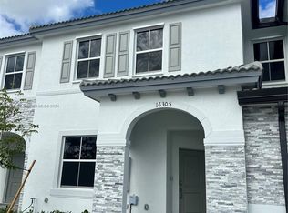16305 SW 292nd St, Homestead, FL 33033