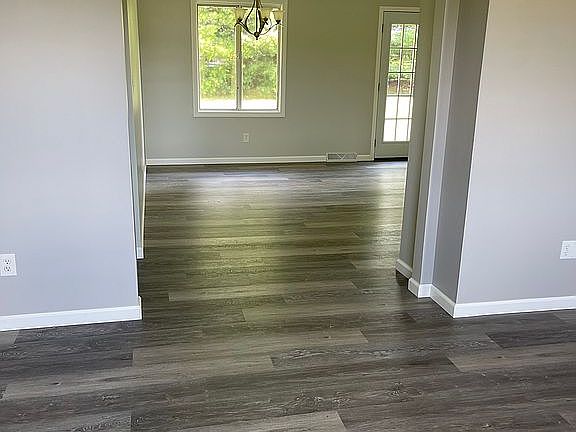 3rd image of 610 2nd St