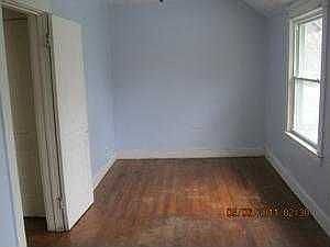 4th image of 3460 E 123rd St