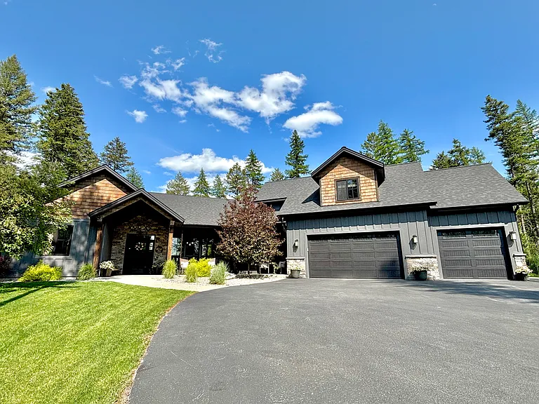 1511 Whitefish Village Dr — Photo 3