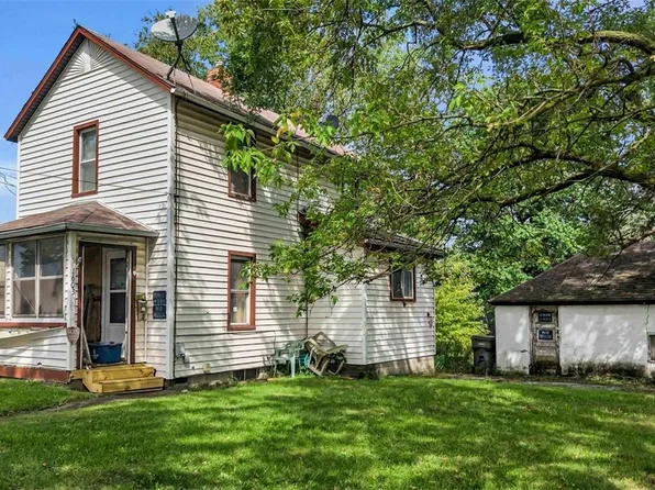 1603 Salt Springs Rd, Youngstown, OH 44509