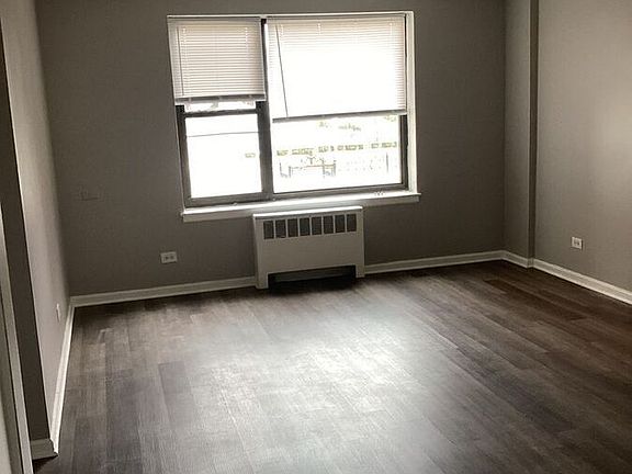 2nd image of 7702 S Jeffery Blvd APT 1S