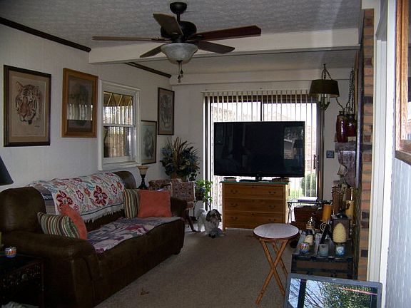 3rd image of 107 E Leech Ave
