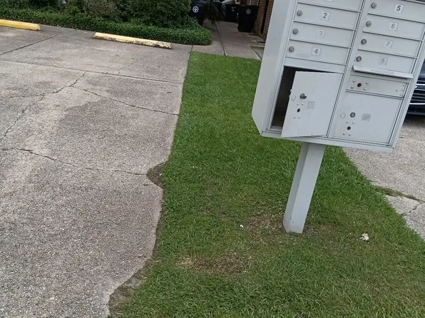 10686 Lincoln Beach Blvd, New Orleans, LA