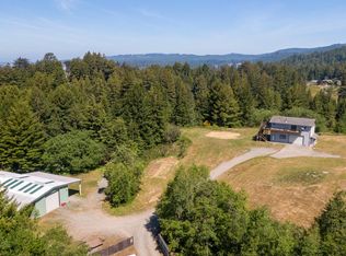 291 Dick Smith Rd, Fortuna, CA 95540