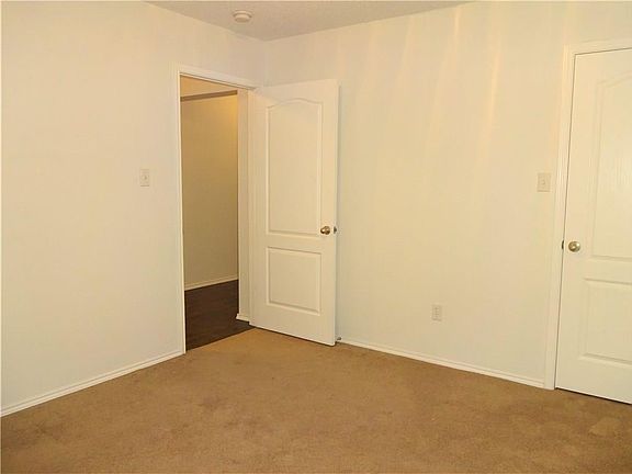 5th image of 5756 Giddyup Ln