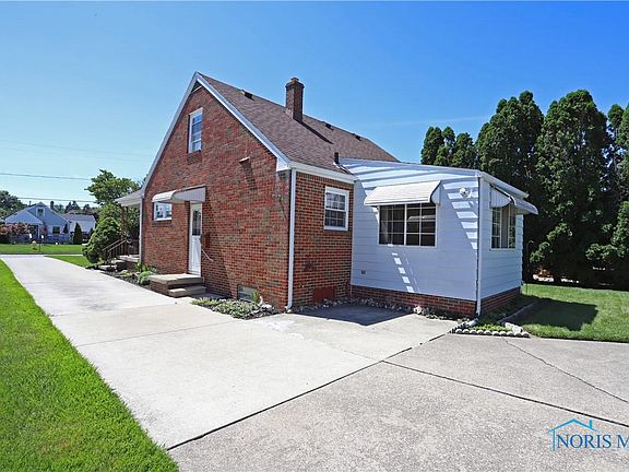 5th image of 104 Cherry Ln