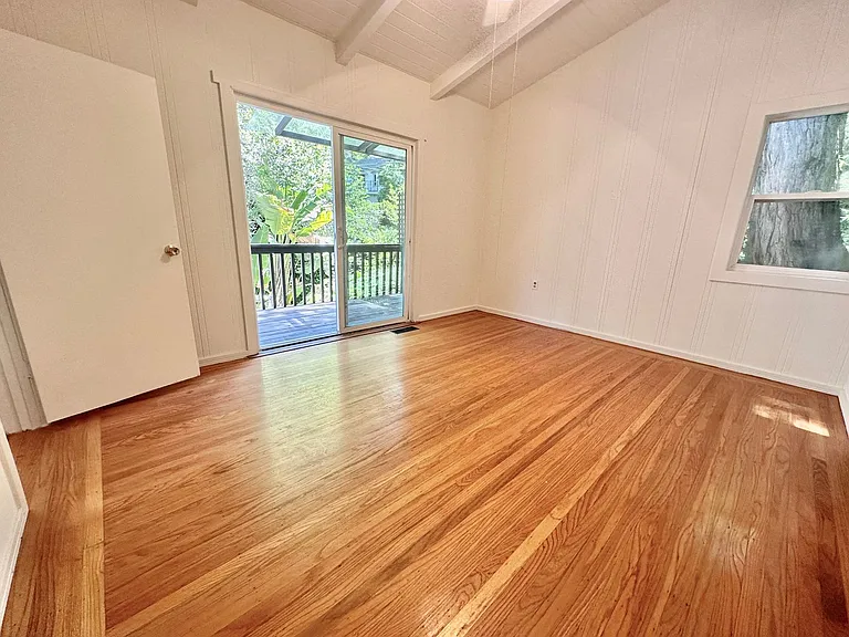 12 Presidio — Photo 4