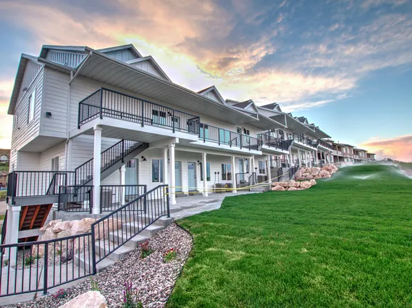 939 N Harbor Village Dr E #104, Garden City, UT 84028