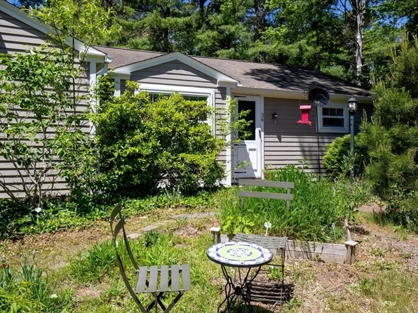 34 Great Wind Dr, Plymouth, MA 02360