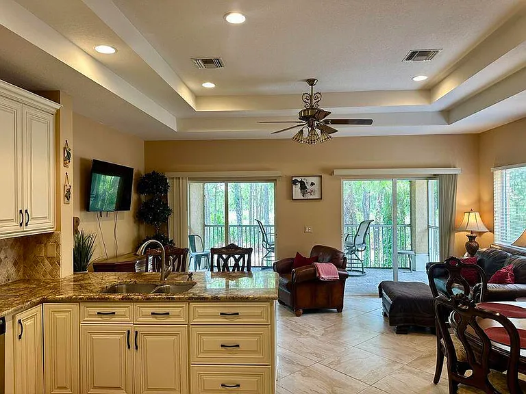 8952 Sandshot Ct #A — Photo 4