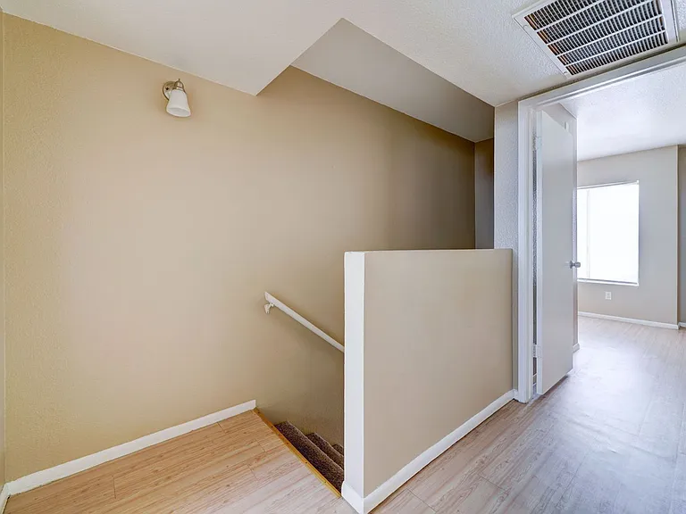 3840 N 43rd Ave #2 — Photo 14