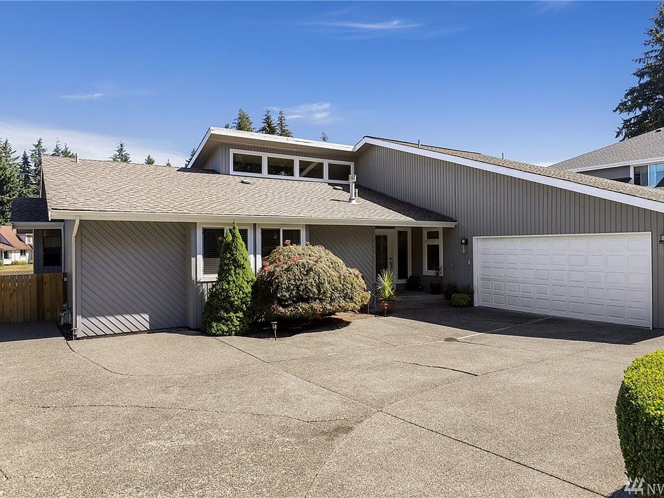 1st image of 2917 204th Avenue Ct E