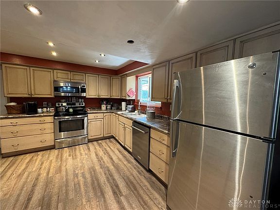 3rd image of 6032 Leycross Dr