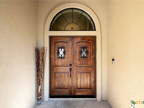 5th image of 110 Longwood
