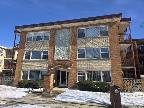 3109 Paris Ave APT 304, River Grove, IL 60171