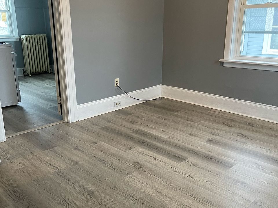 1st image of 31 Greenbush St Suite 1