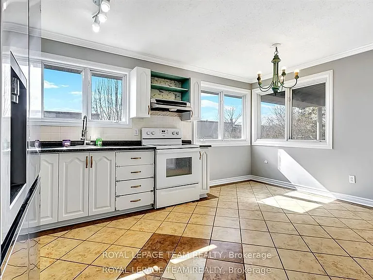 925 Moorvale St #UPPER — Photo 13