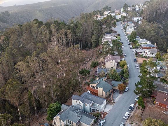4th image of 475 El Granada Blvd
