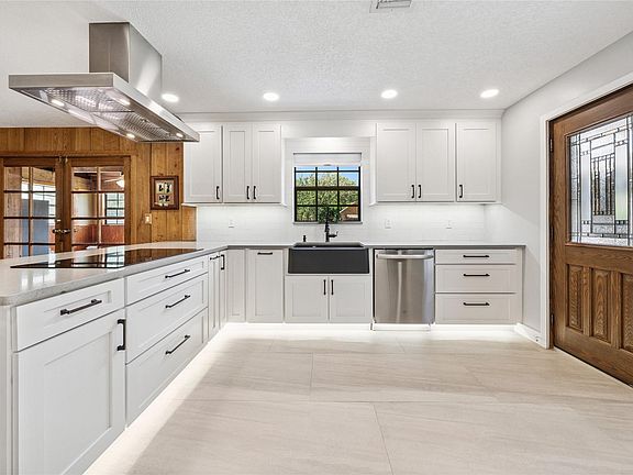 5th image of 14350 SW 17th Street