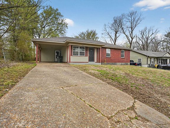 2nd image of 3651 Voltaire Ave