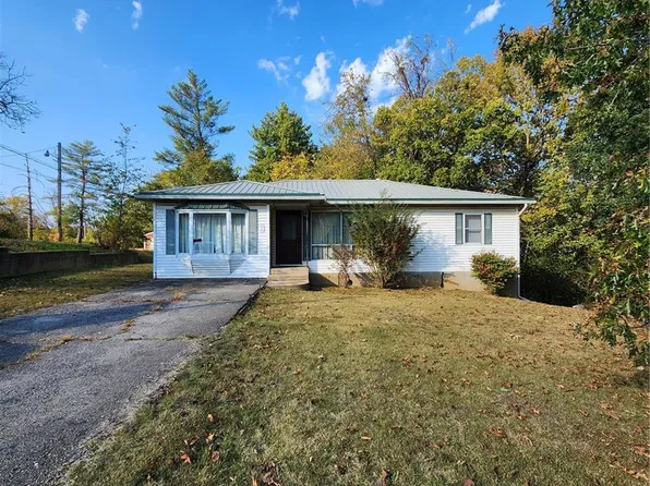 304 W 6th St, Dixon, MO 65459