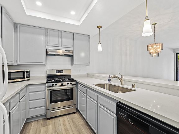 4th image of 3480 Barham Blvd #114
