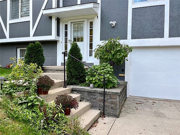 2nd image of 4820 Upland Dr