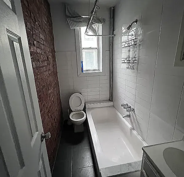 1039 Ocean Ave #10 — Photo 7