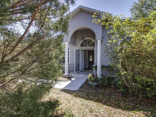 2 Seagirt Ct, Palm Coast, FL 32164