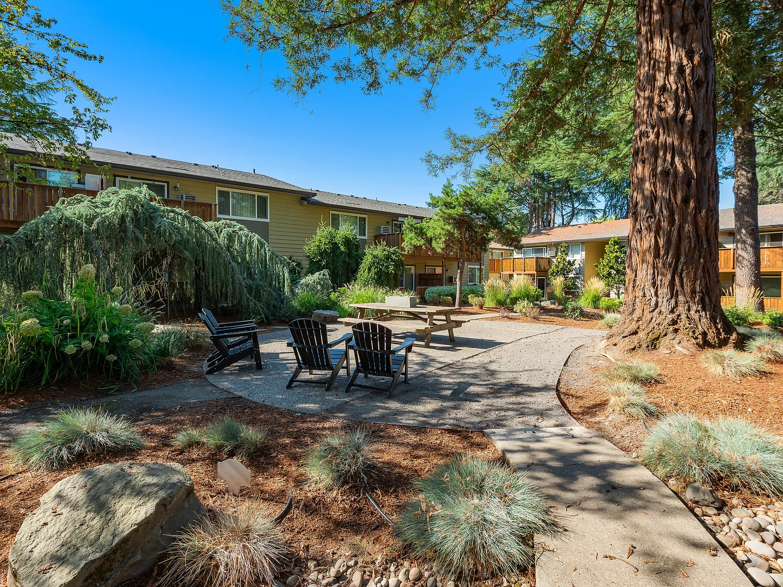 Park At Allen Apartments — Photo 2