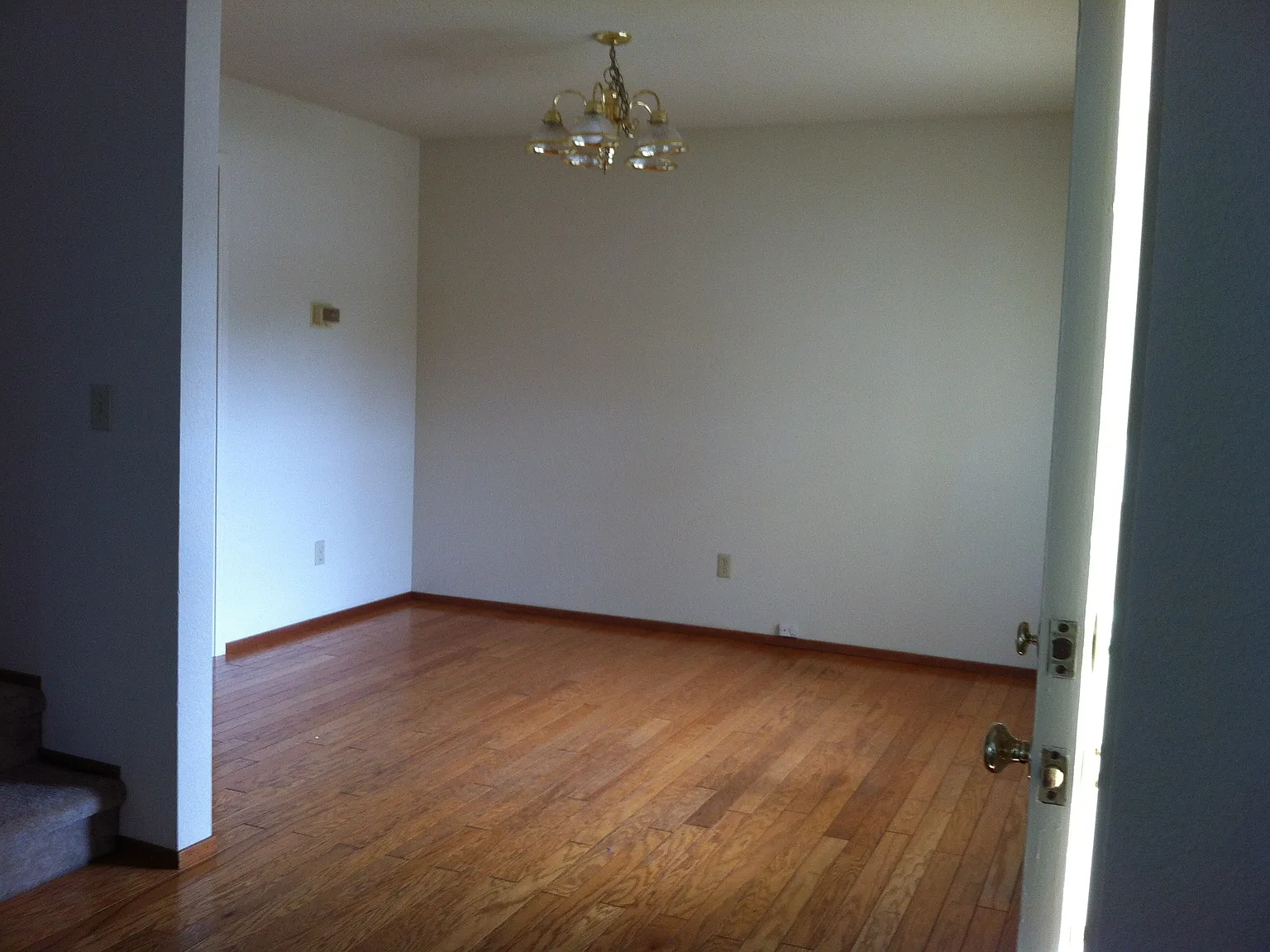 Redwood Heights - 1 — Photo 4
