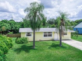 725 Indus Rd, Venice, FL 34293