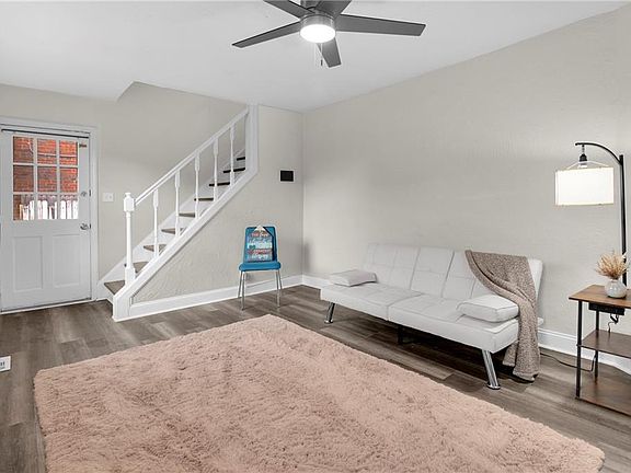 4th image of 106 Clyde St