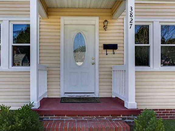 2nd image of 3827 Abingdon Cir