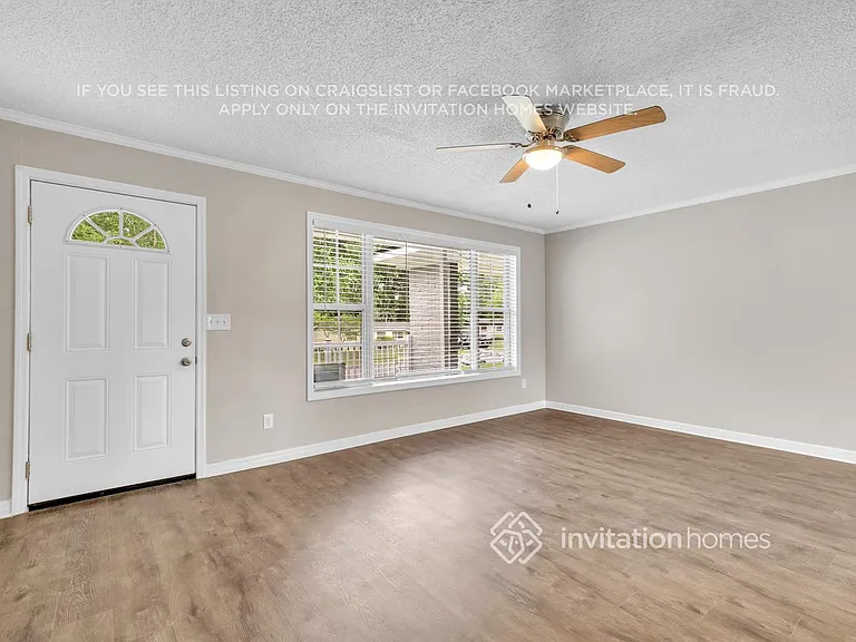8061 Delaroche Dr — Photo 6