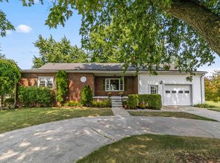 5840 Rattle Run Rd, Saint Clair, MI 48079