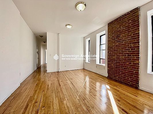 4th image of 161 W 106th St #44S
