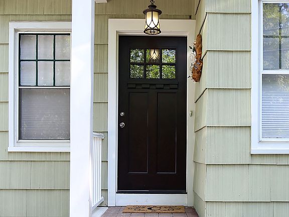 2nd image of 316 Valley St